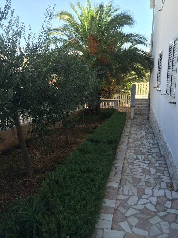 Suz-Ana Διαμέρισμα Τρογκίρ Εξωτερικό φωτογραφία
