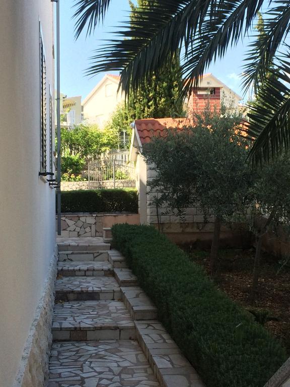 Suz-Ana Διαμέρισμα Τρογκίρ Εξωτερικό φωτογραφία
