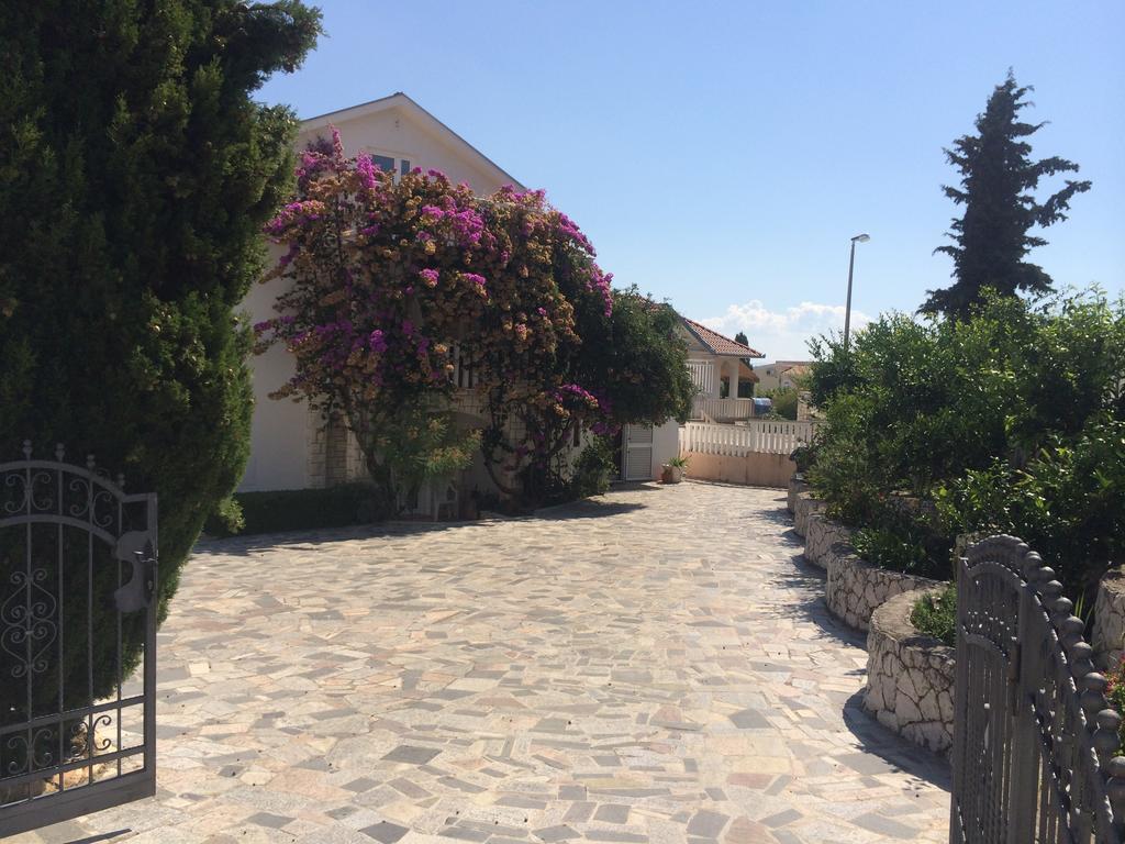 Suz-Ana Διαμέρισμα Τρογκίρ Εξωτερικό φωτογραφία