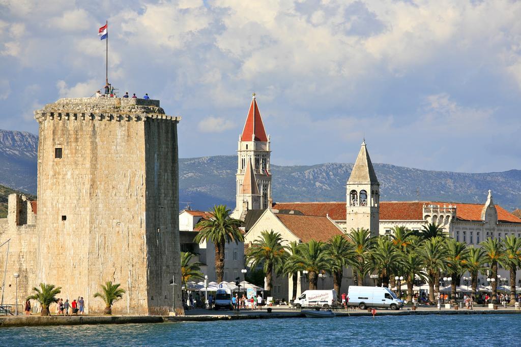 Suz-Ana Διαμέρισμα Τρογκίρ Εξωτερικό φωτογραφία